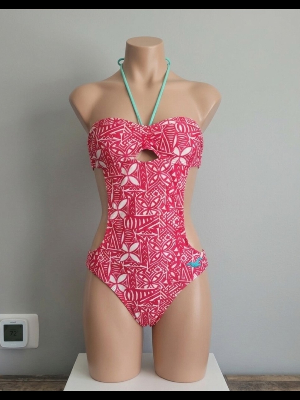 Hollister Cutout Monokini One Piece Swimsuit Large Pink White Geometric Halter